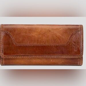 New Frye Cognac Brown Leather Melissa Tri Fold Wallet